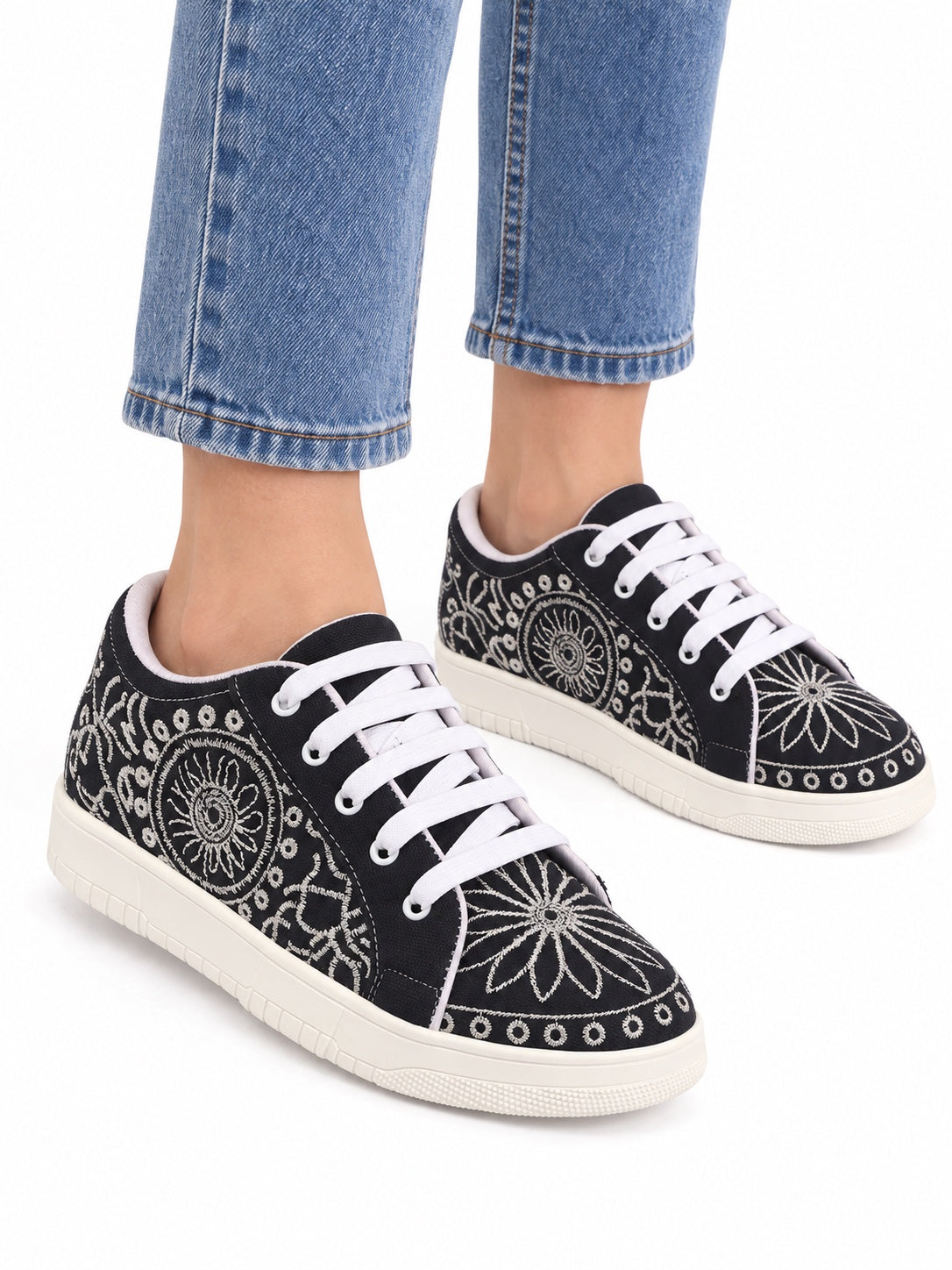 Rangrez Embellished Sneakers