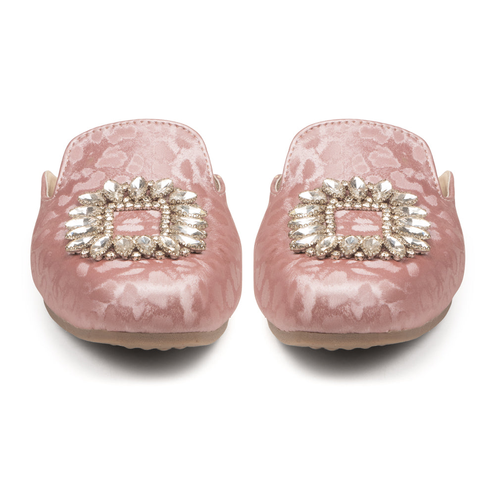 Gulnaar Embellished Flat Sandals