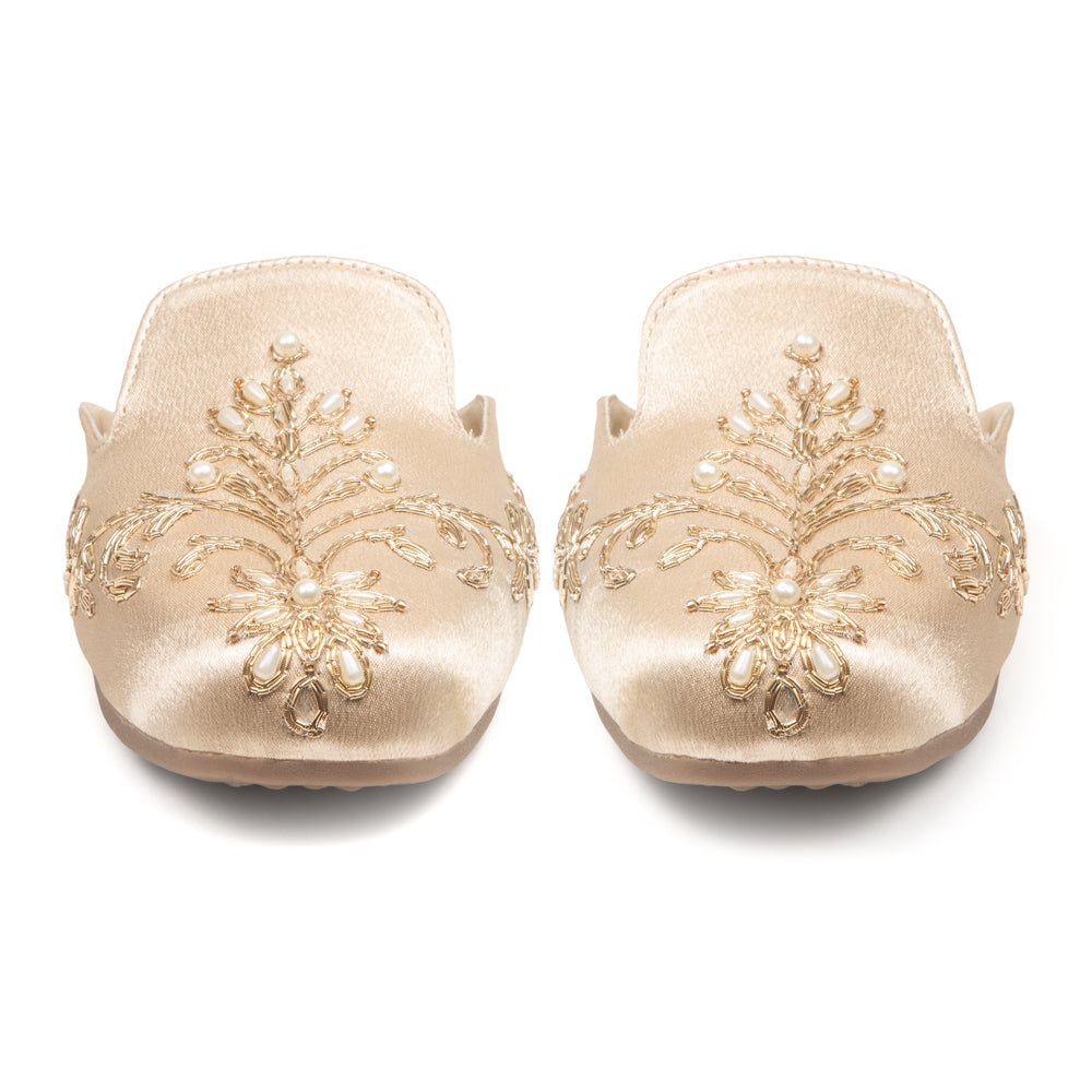 Noorani Embellished Flat Sandals