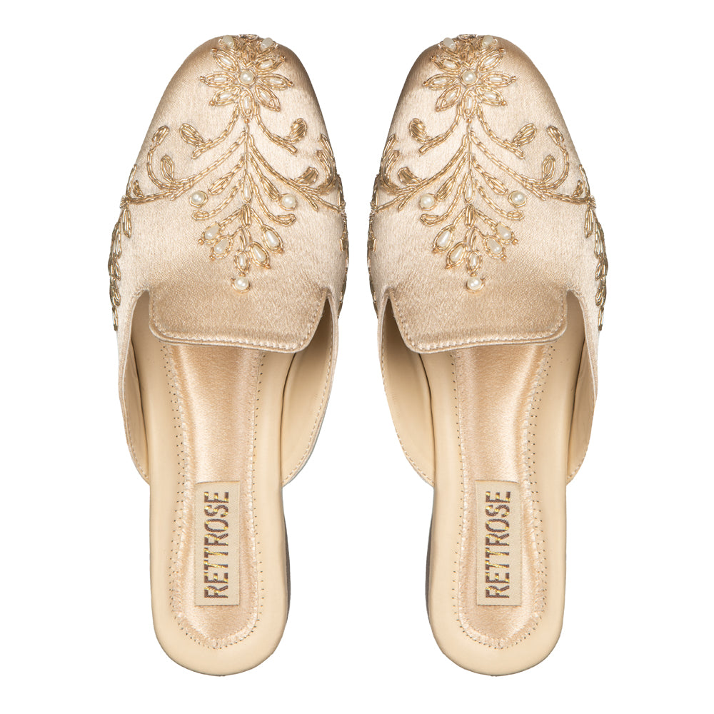 Noorani Embellished Flat Sandals