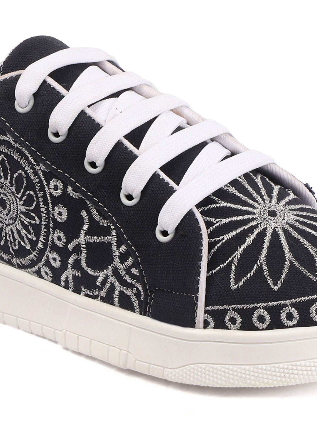 Rangrez Embellished Sneakers