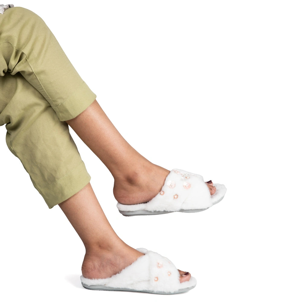 The Kinsley Cream Luxury Fluffy Embellished Slippers